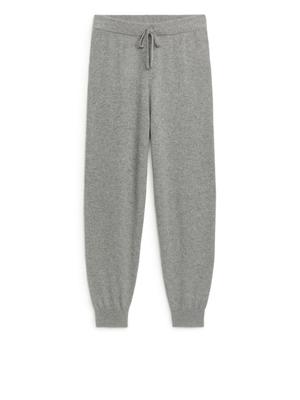 Knitted Cashmere Trousers - Grey - recommended by Alice
