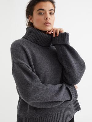 Chunky Turtleneck - recommended by Andrea Badendyck